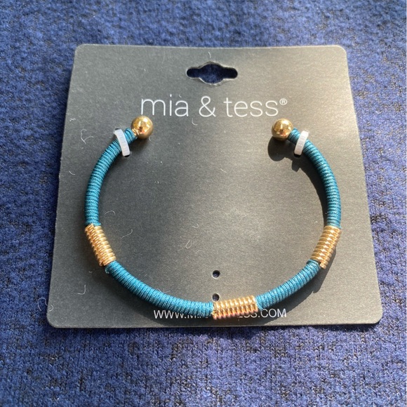 Mia&Tess turquoise bracelet - Picture 2 of 7